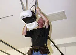 Exclusive Garage Door Service New Hyde Park, NY 516-418-5136 - sb-services-03